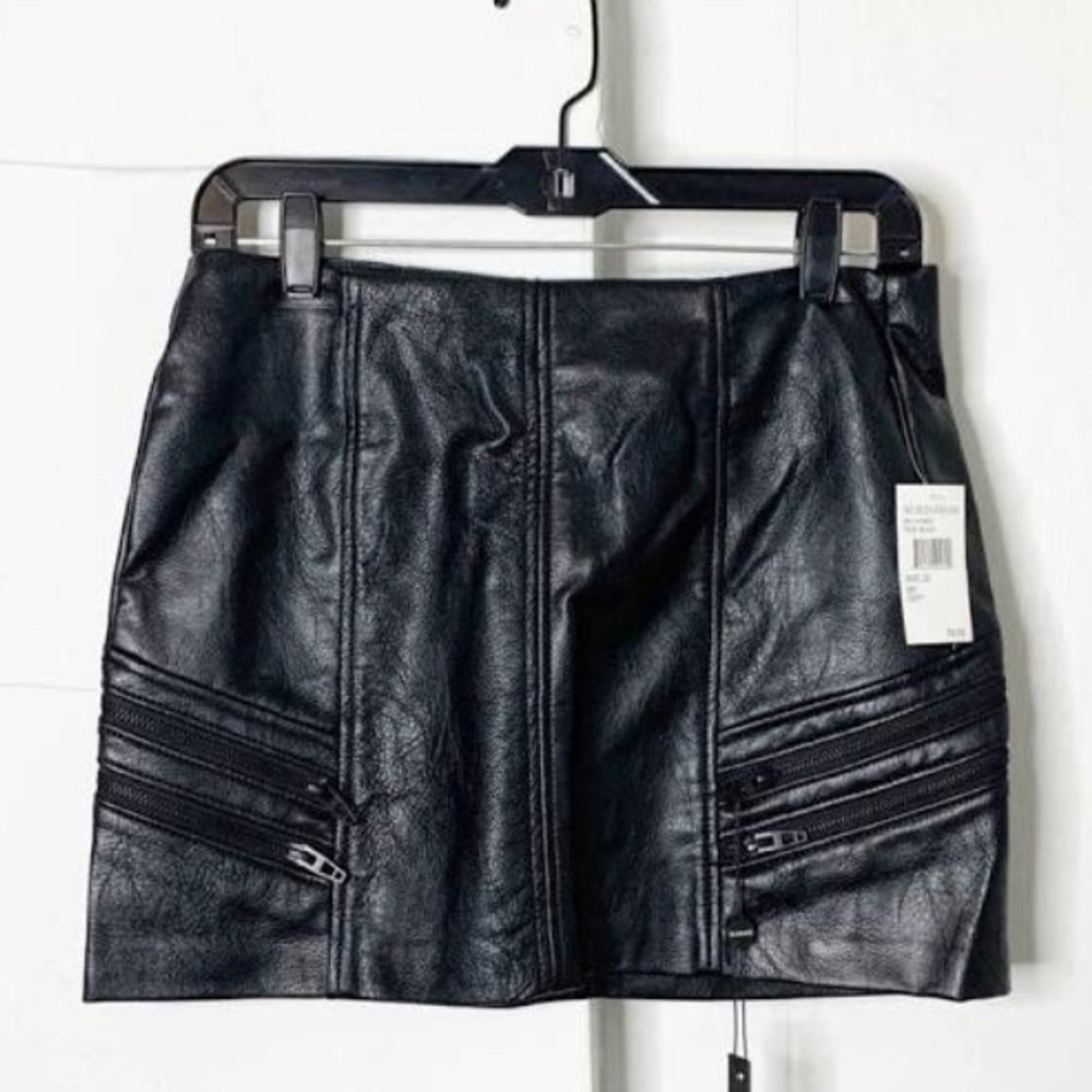 faux vegan leather mini moto skirt with zippers